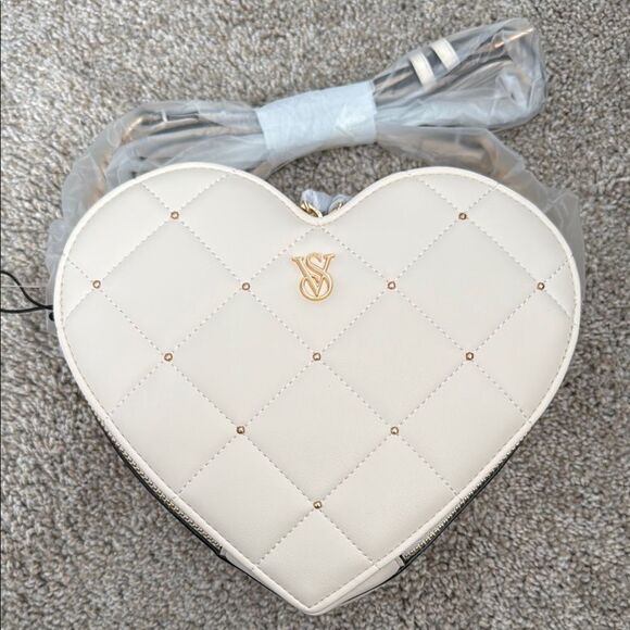 Victoria's Secret Cream Quilted Crossbody Bag - Picture 1 of 3